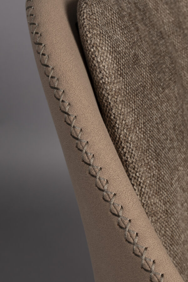 Chair Wakefield - Image 25