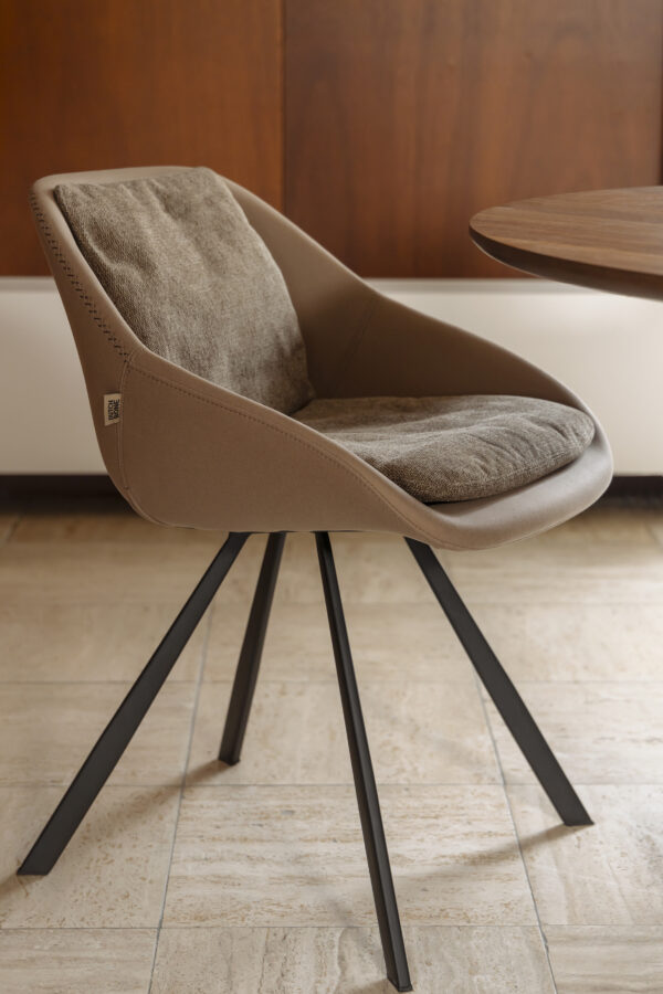 Chair Wakefield - Image 28