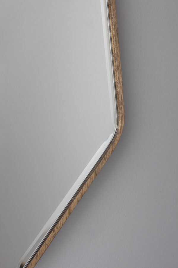 Mirror Basil - Image 2