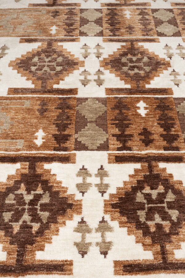 Carpet Maron - Image 2