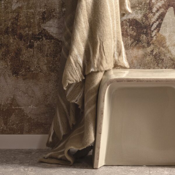 SHOAL SIDE TABLE CERAMIC CREAM - Image 4